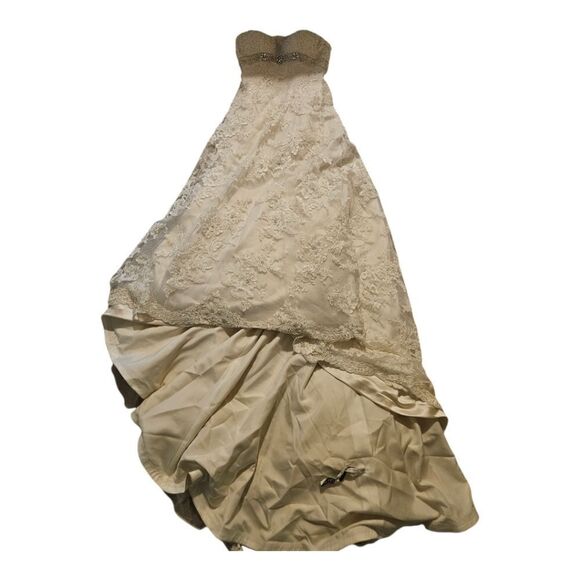 David Tutera Dresses & Skirts - DAVID TUTERA Ivory Lace Beaded Wedding Dress - Size 8‎